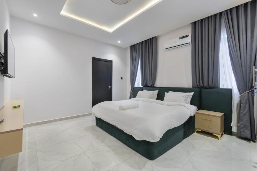 Villa Toscana Luxe Gra 포트하커트 외부 사진