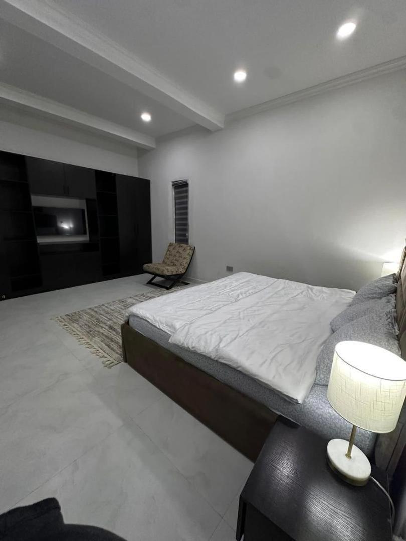 Villa Toscana Luxe Gra 포트하커트 외부 사진