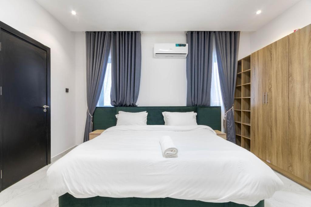 Villa Toscana Luxe Gra 포트하커트 외부 사진