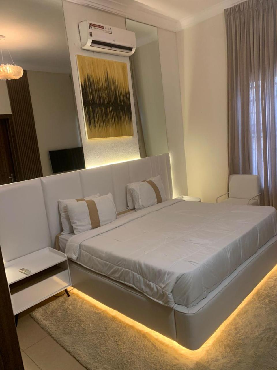 Villa Toscana Luxe Gra 포트하커트 외부 사진