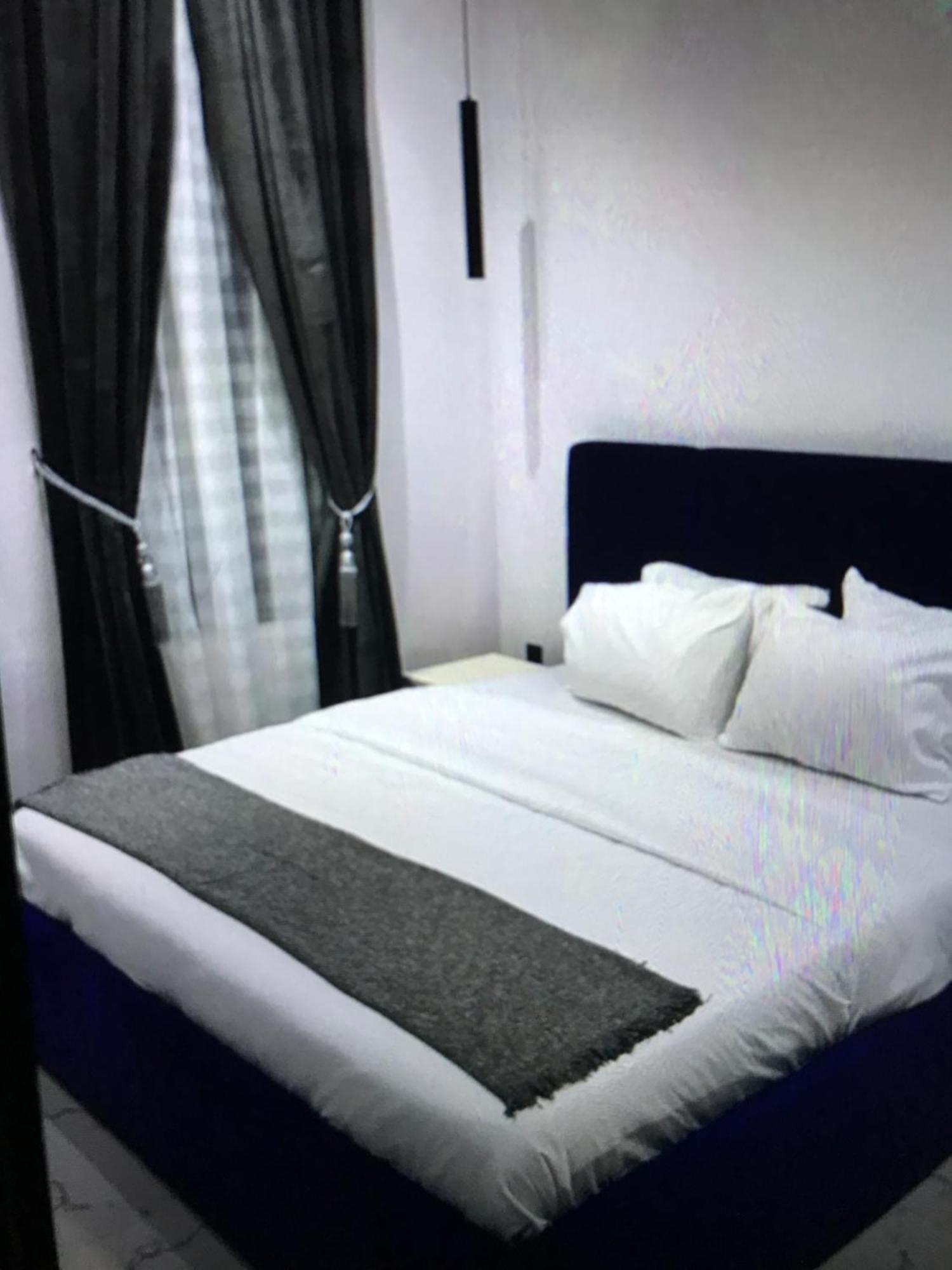 Villa Toscana Luxe Gra 포트하커트 외부 사진
