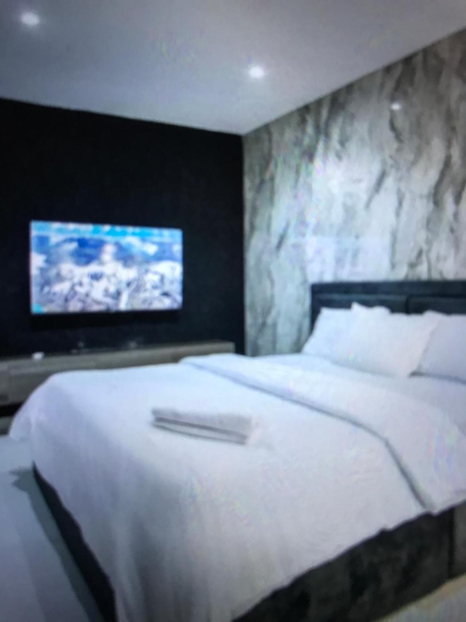 Villa Toscana Luxe Gra 포트하커트 외부 사진